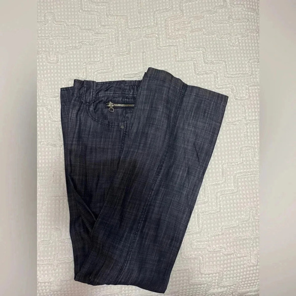 Soft Surroundings lightweight denim pants. Smoke free home. Worn 1x. - Picture 1 of 8